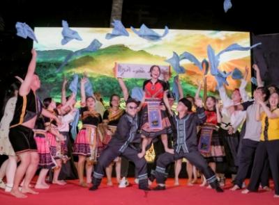 TIM SEN CO. KỶ NIỆM 15 NĂM TH&Agrave;NH LẬP VỚI 130 TH&Agrave;NH VI&Ecirc;N TỔ CHỨC TẠI PHAN THIẾT