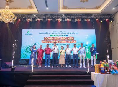 Team Building Hệ thống bệnh viện răng h&agrave;m mặt 2025